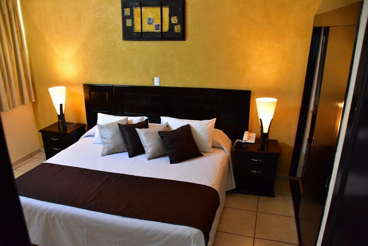 Hotel Suite Azomali Тула де Аленде Екстериор снимка